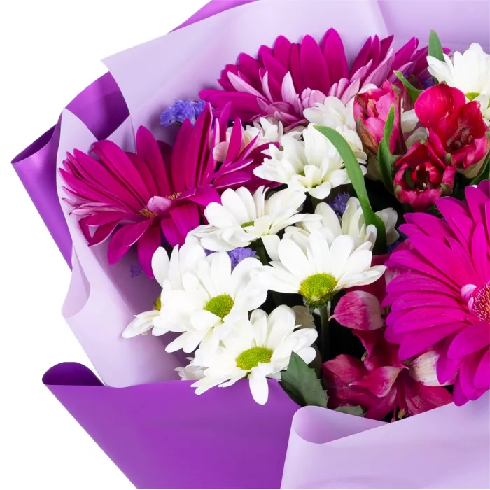 Букет из гербер, роз и альстромерий