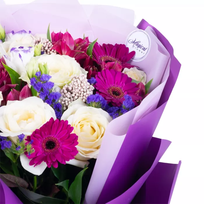 Букет из роз с герберами