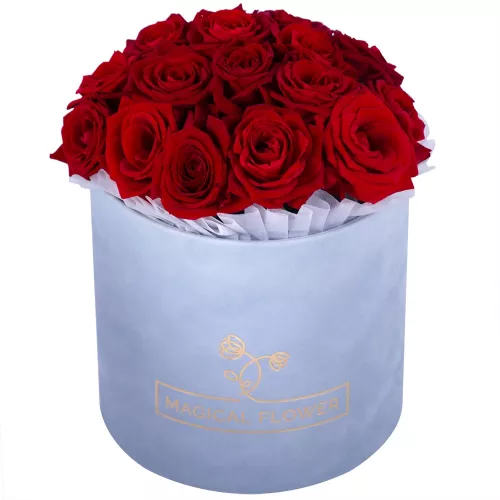 Букет из 19 красных роз premium в серой бархатной шляпной коробке