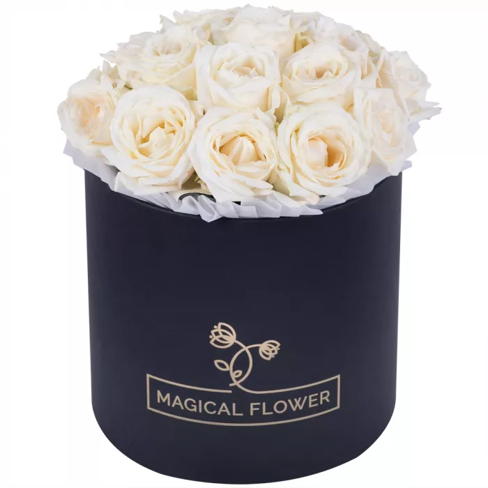 Букет из 19 белых роз premium в черной шляпной коробке