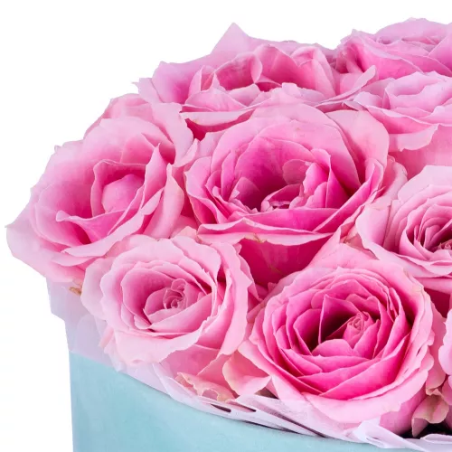 Букет из 19 розовых роз premium в зеленой бархатной шляпной коробке