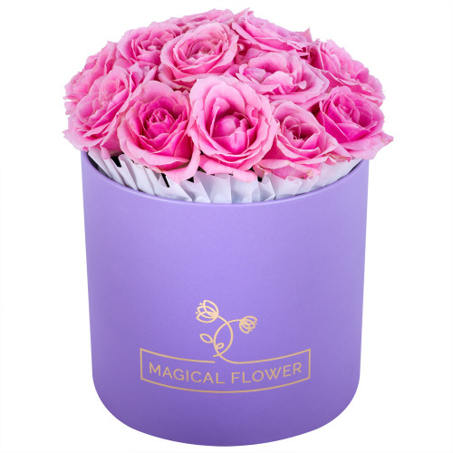 Маленький букет из 15 розовых роз premium в фиолетовой шляпной коробке