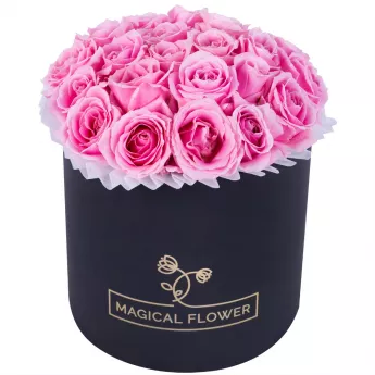 Букет из 21 розовой розы premium в черной шляпной коробке