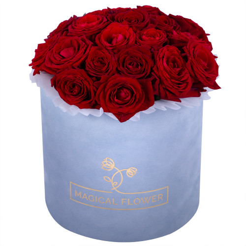 Авторский букет из 21 красной розы premium в серой бархатной шляпной коробке
