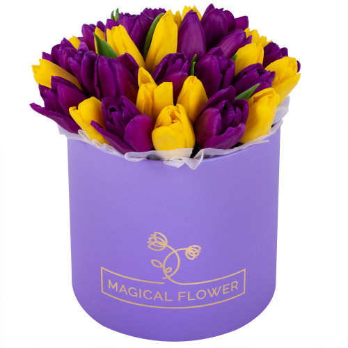 35 разноцветных тюльпан в фиолетовой шляпной коробке