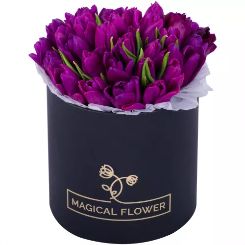 35 фиолетовых тюльпан в черной шляпной коробке