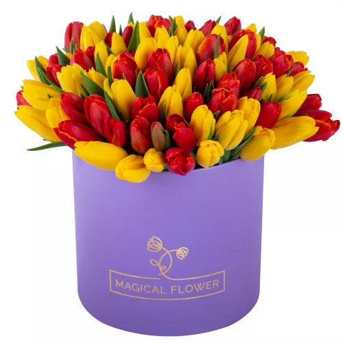 Букет из 101 разноцветного тюльпана в фиолетовой шляпной коробке