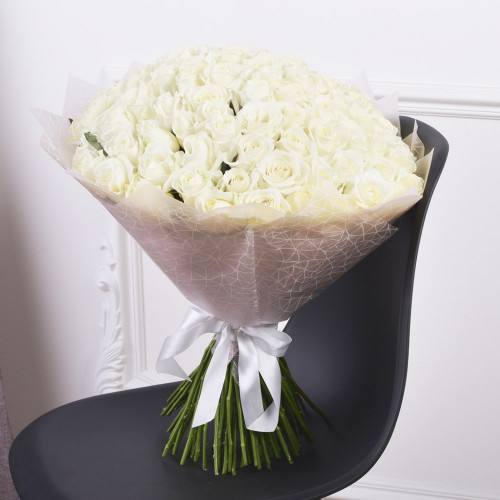 Монобукет из 101 белой розы premium 50 см