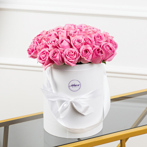 35 розовых роз 40 см в шляпной коробке
