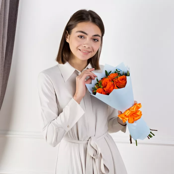 Букет из 7 оранжевых роз