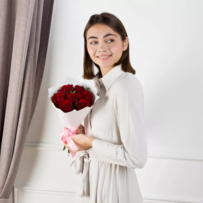 Букет из 7 красных роз