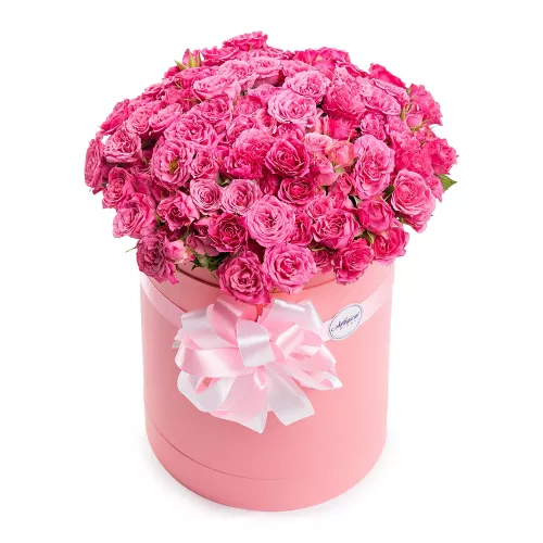 35 розовых роз в шляпной коробке