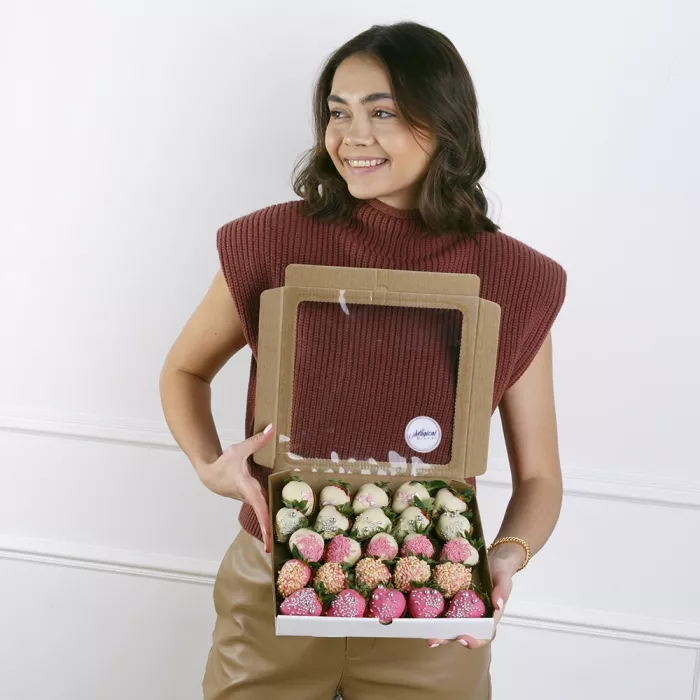 Коробочка Клубники в шоколаде 25шт