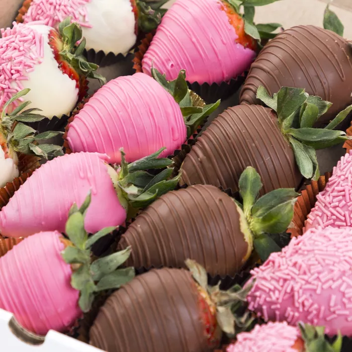 Коробочка Клубники 16шт