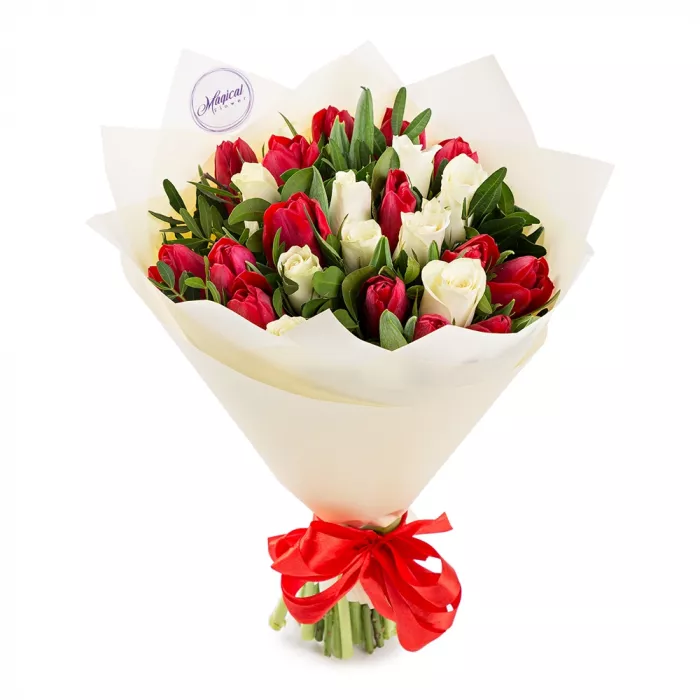 15 тюльпанов с розами