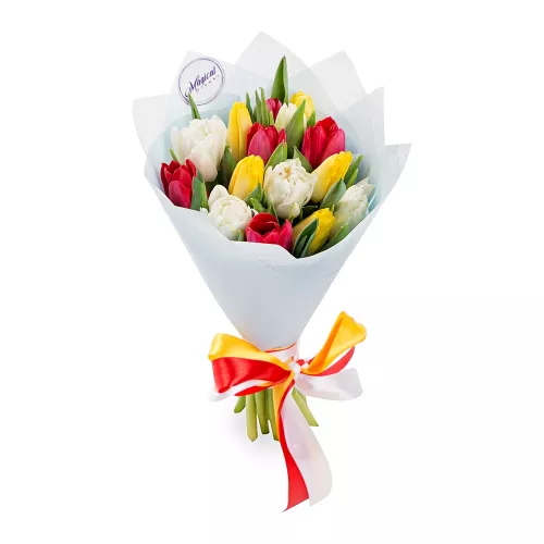 15 разноцветных тюльпанов