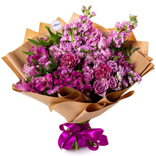 Букет на День матери из альстромерии, розы и маттиолы
