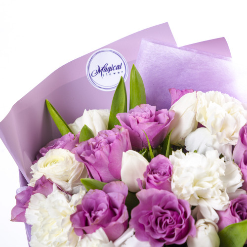 Букет на День матери из роз и тюльпанов