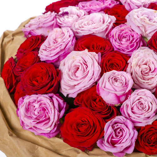 Монобукет из 23 разноцветных кустовых роз