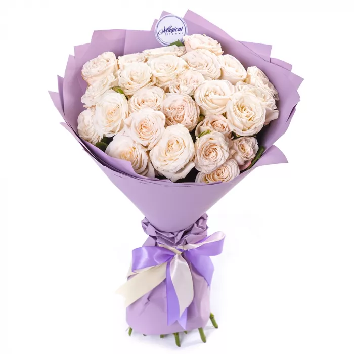 Букет из 21 кремовой кустовой розы