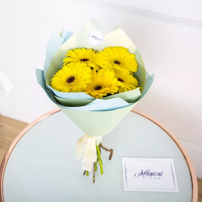 Букет из 5 желтых гербер