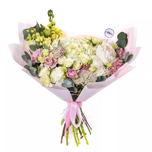 Букет из эустом, пионов и роз Букет из эустом, пионов и роз