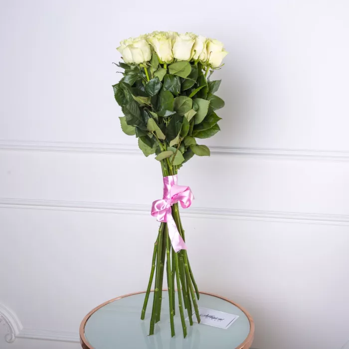 Букет из 15 белых роз Эквадор 100 см