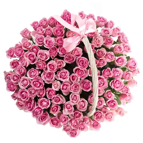 Букет в корзине из 101 розовой розы с лентой