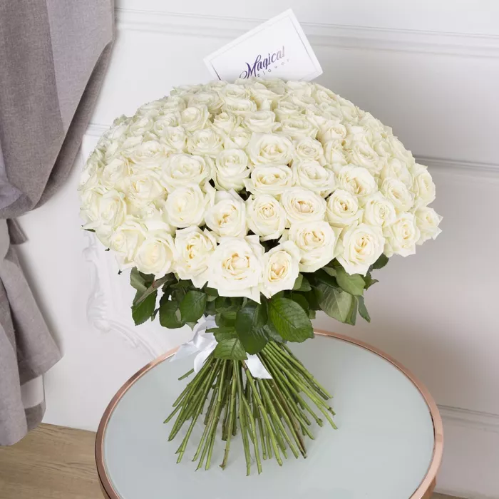 Букет из 101 белой розы premium 60 см