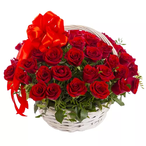 51 красная роза в корзине