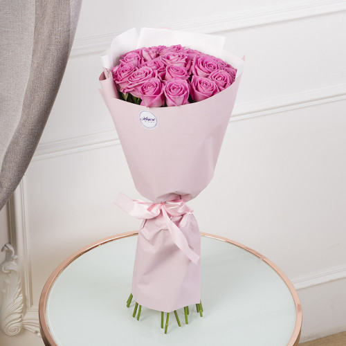 Монобукет из 21 розовой розы 60 см
