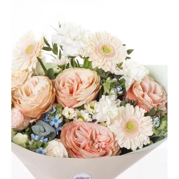 Букет с герберой и пионовидной розой
