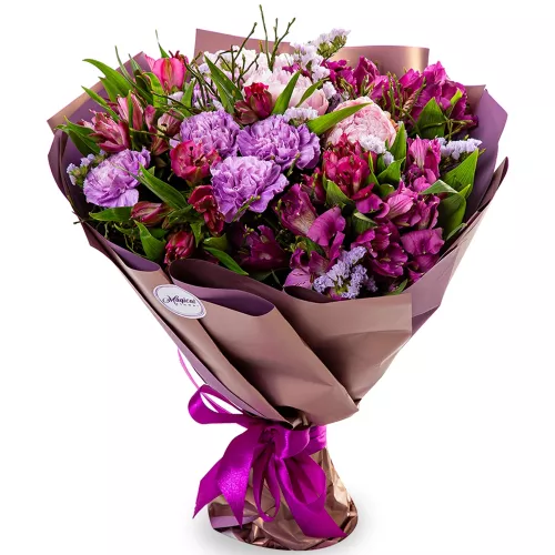 Букет из альстромерии, пионов и гвоздики