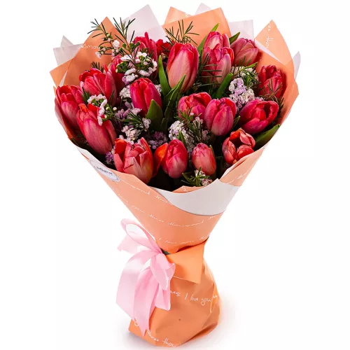 Букет из тюльпанов с хамелациумом