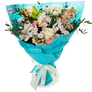 Букет с пионовидной розой и гиппеаструмом