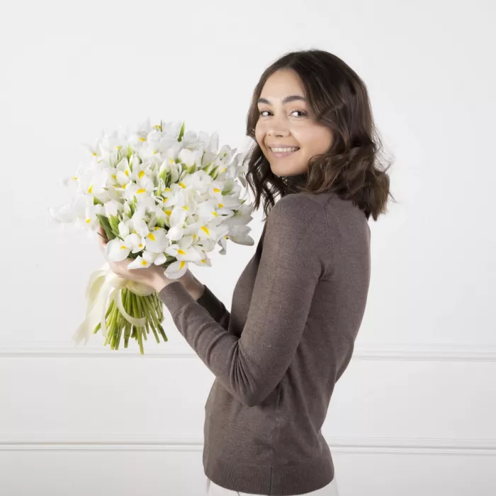 Букет из 51 белого ириса