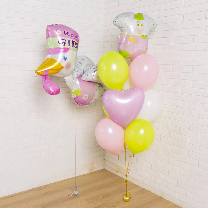 Композиция шаров на выписку девочки Композиция шаров на выписку девочки