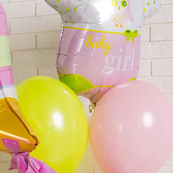Композиция шаров на выписку девочки Композиция шаров на выписку девочки