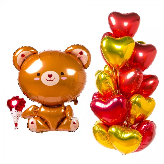 Композиция шаров сердец с фигурой мишки