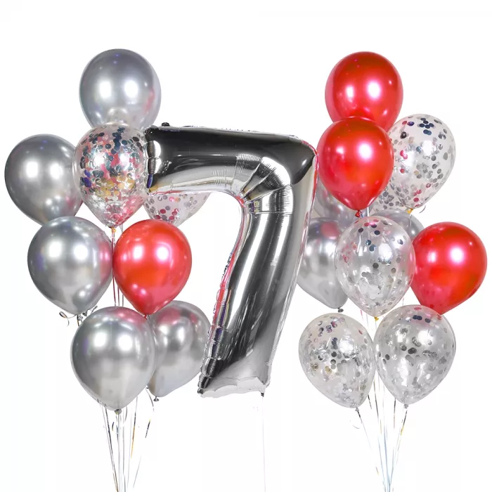 Композиция в серебряно-красном цвете с цифрой