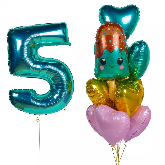 Композиция шаров с эскимо, сердцами и цифрой