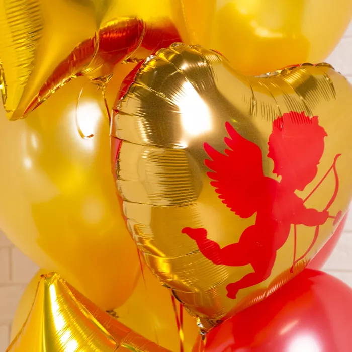 Фонтан шаров Влюбленные смайлы