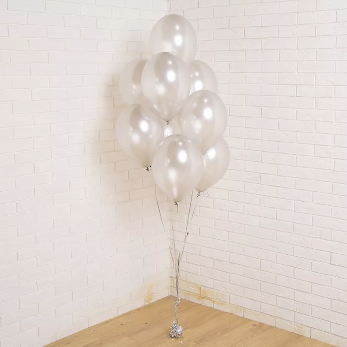 Букет из латексных шаров серебряный