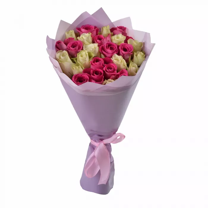 Букет из 25 белых и розовых роз