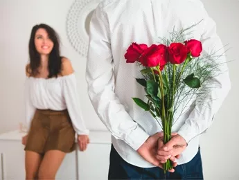 Какой букет подарить девушке на день рождения