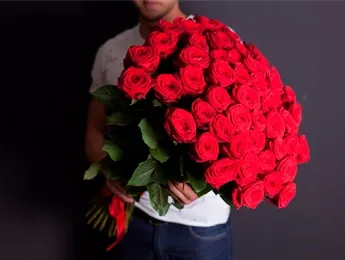 Какой букет подарить жене