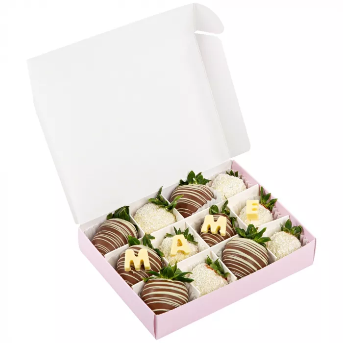 Набор из 12 клубник в шоколаде "Маме"
