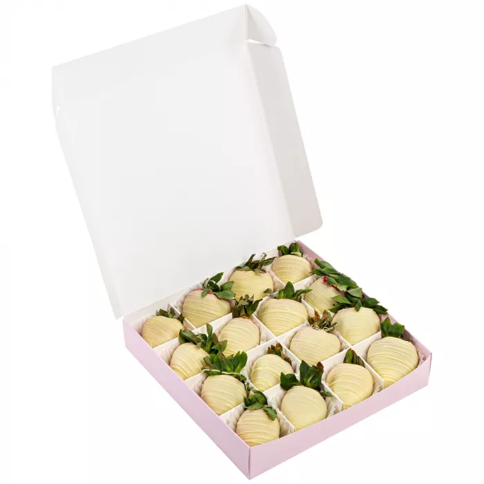 Набор из 16 клубник в шоколаде "Снежный рай"