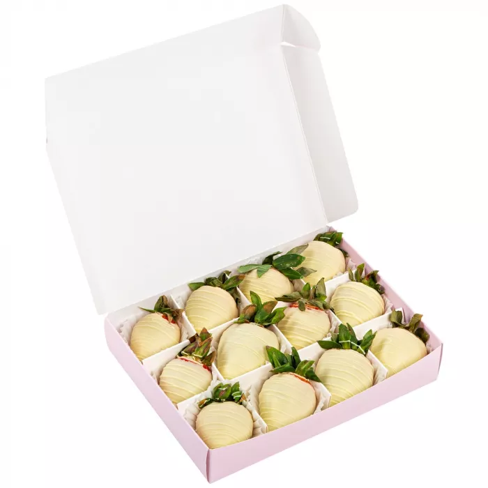 Набор из 12 клубник в шоколаде "Снежный рай"