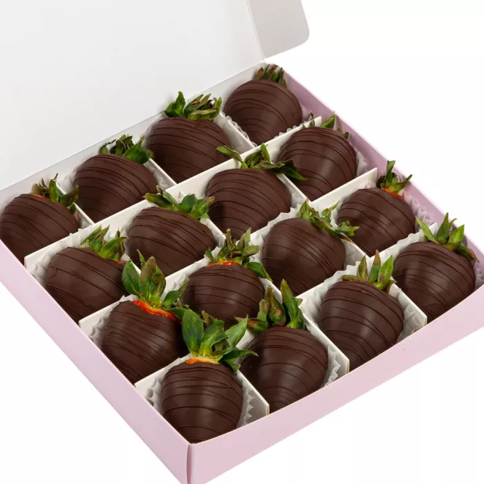 Набор из 16 клубник в шоколаде "Шоколадный рай" Набор из 16 клубник в шоколаде "Шоколадный рай"